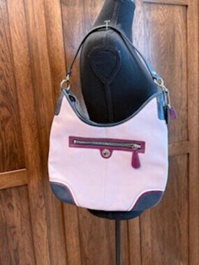 Coach Tri-Color Leather Hobo Shoulder Bag – Pink/Burgundy/Navy